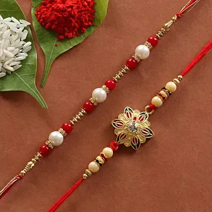 Trendy Beads Rakhi With Sweet, Namkeen & Box – TOKENZ