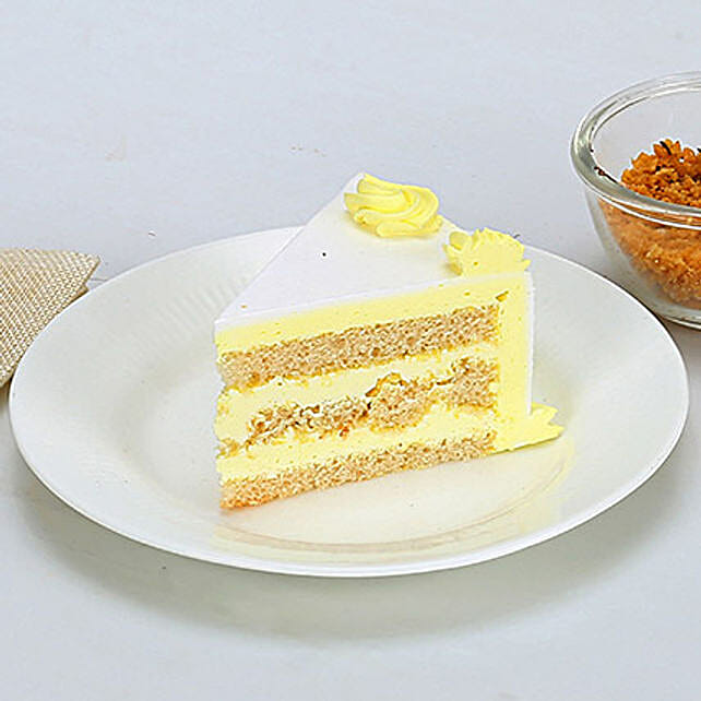 Rectangular Butterscotch Treat 2kg Eggless